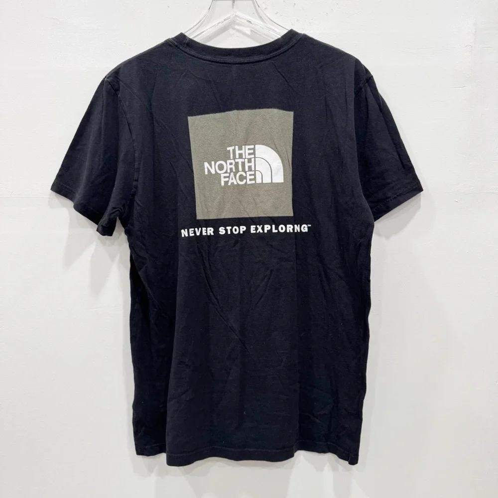 The North Face Black Short Sleeve T-Shirt Large Large Logo